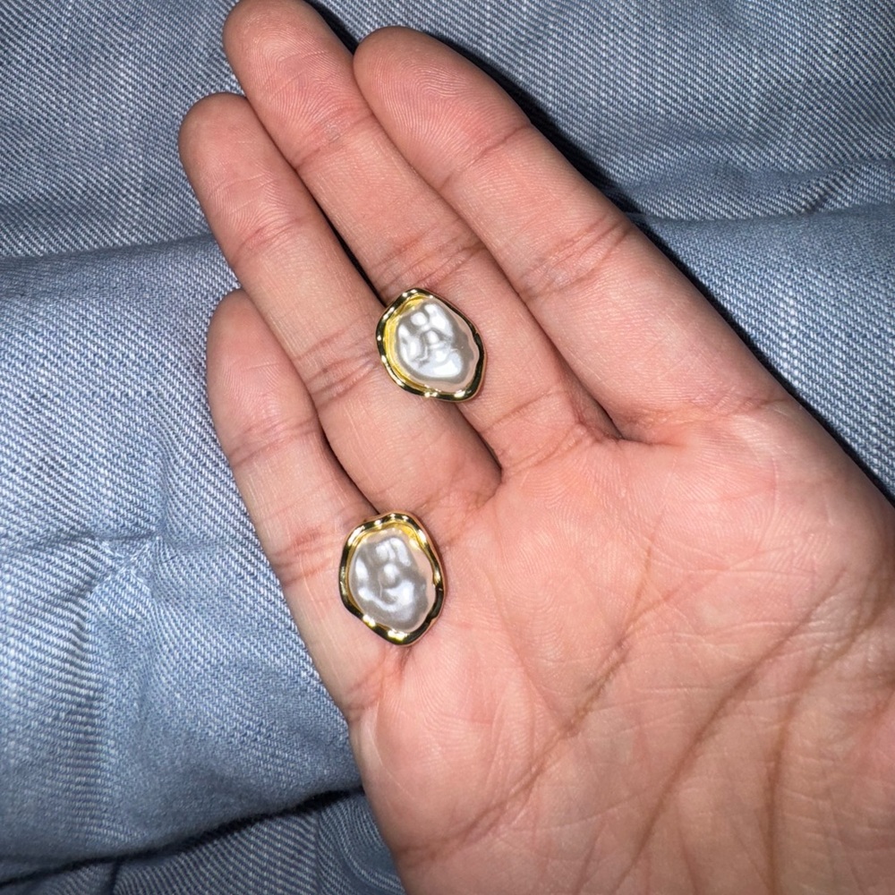 Baroque gold pearl earrings